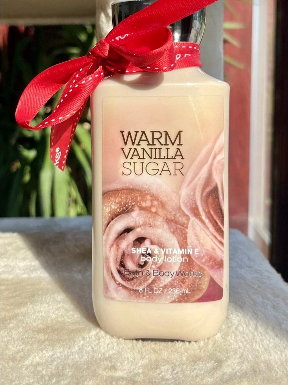 BATH & BODY WORKS WARM VANILLA SUGAR 24 HOUR BODY LOTION 8FL OZ. NEW!